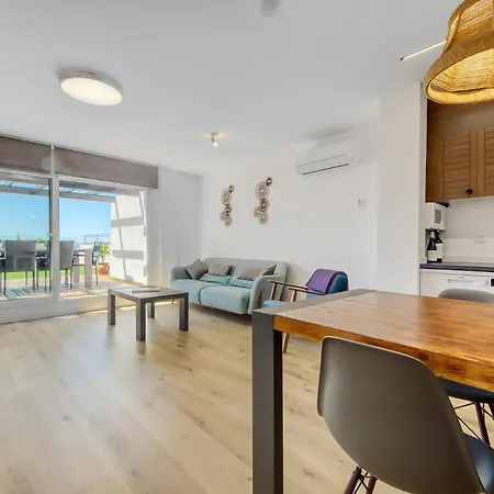 Atico Bellavista Apartment *